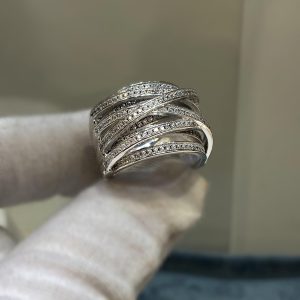 Rhodiumhúðaður silfur hringur með sirkoníu steinum st.56 - complex